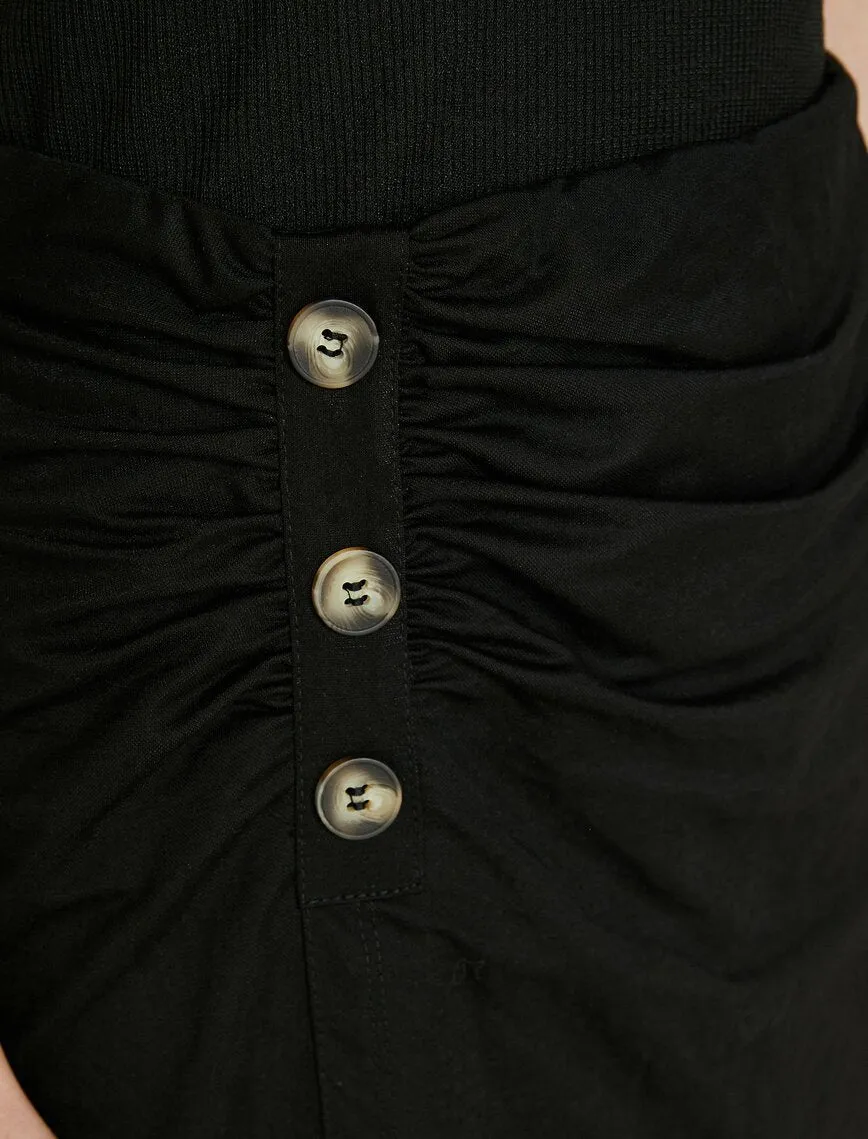 12032 Black Button Detailed Midi Skirt