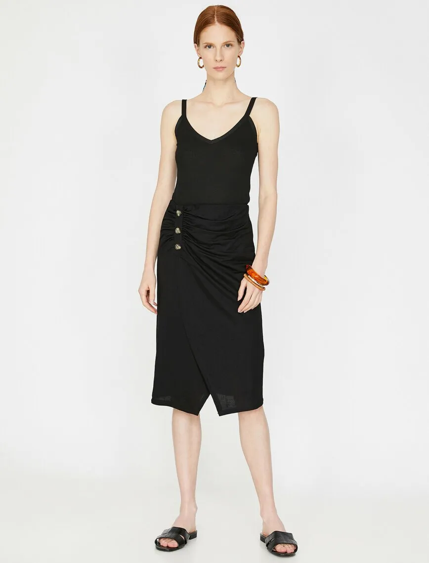 12032 Black Button Detailed Midi Skirt