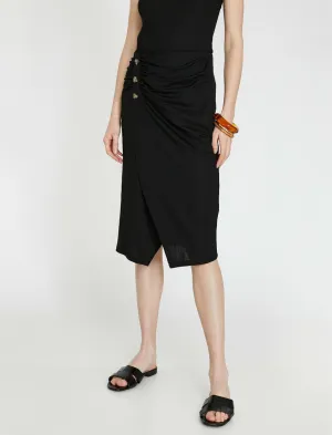 12032 Black Button Detailed Midi Skirt