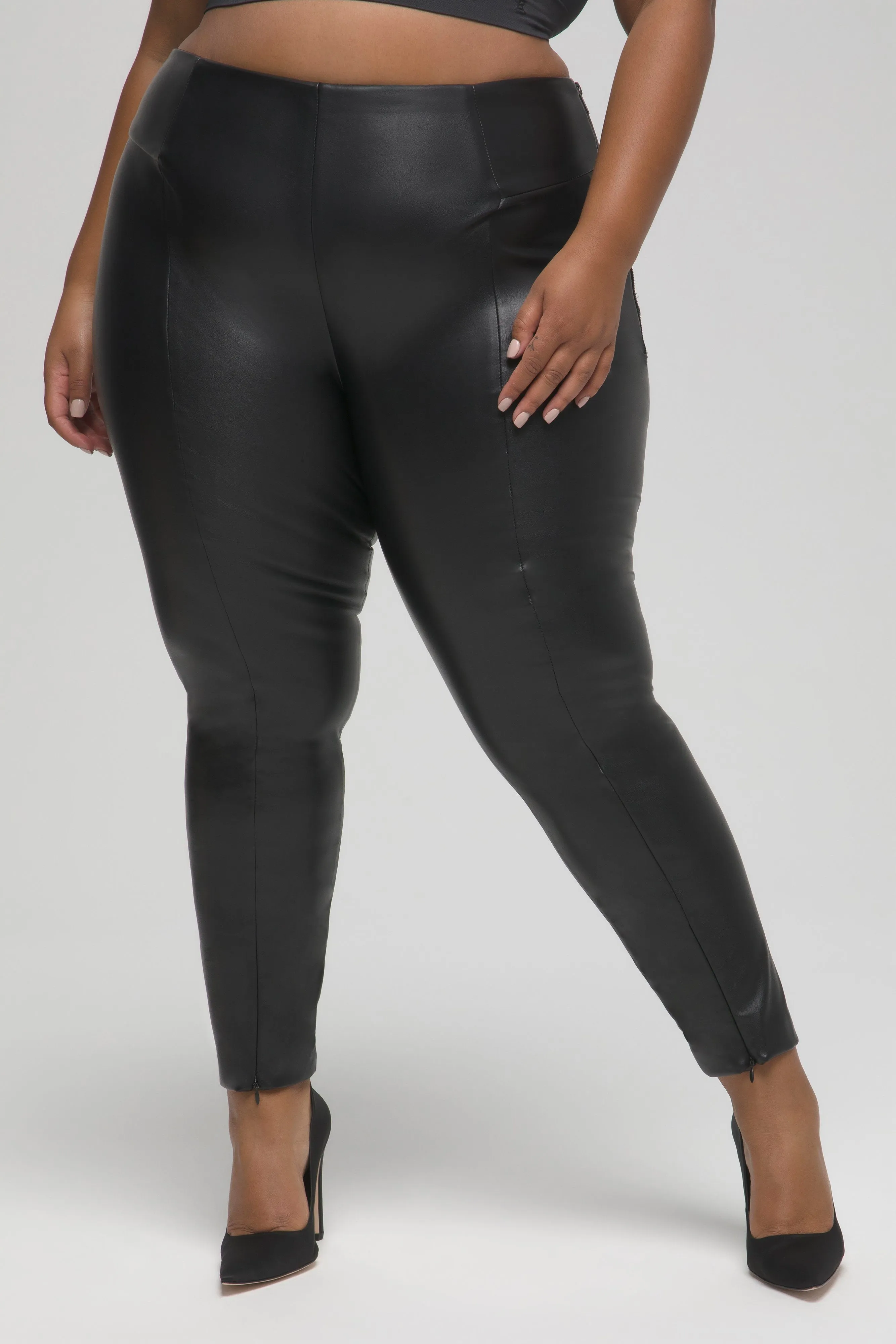 BETTER THAN LEATHER BOSS PANT SKINNY | BLACK001