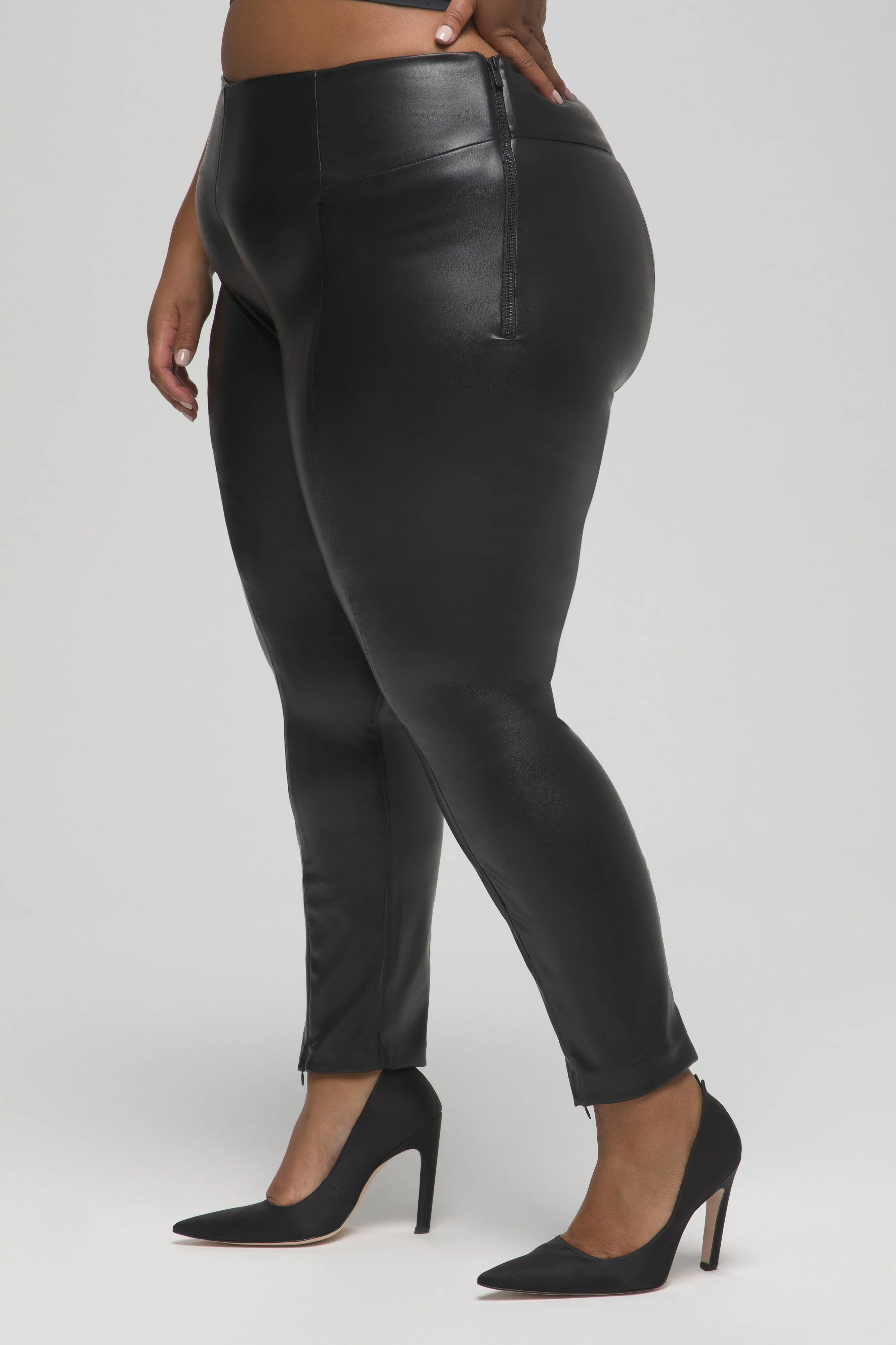 BETTER THAN LEATHER BOSS PANT SKINNY | BLACK001