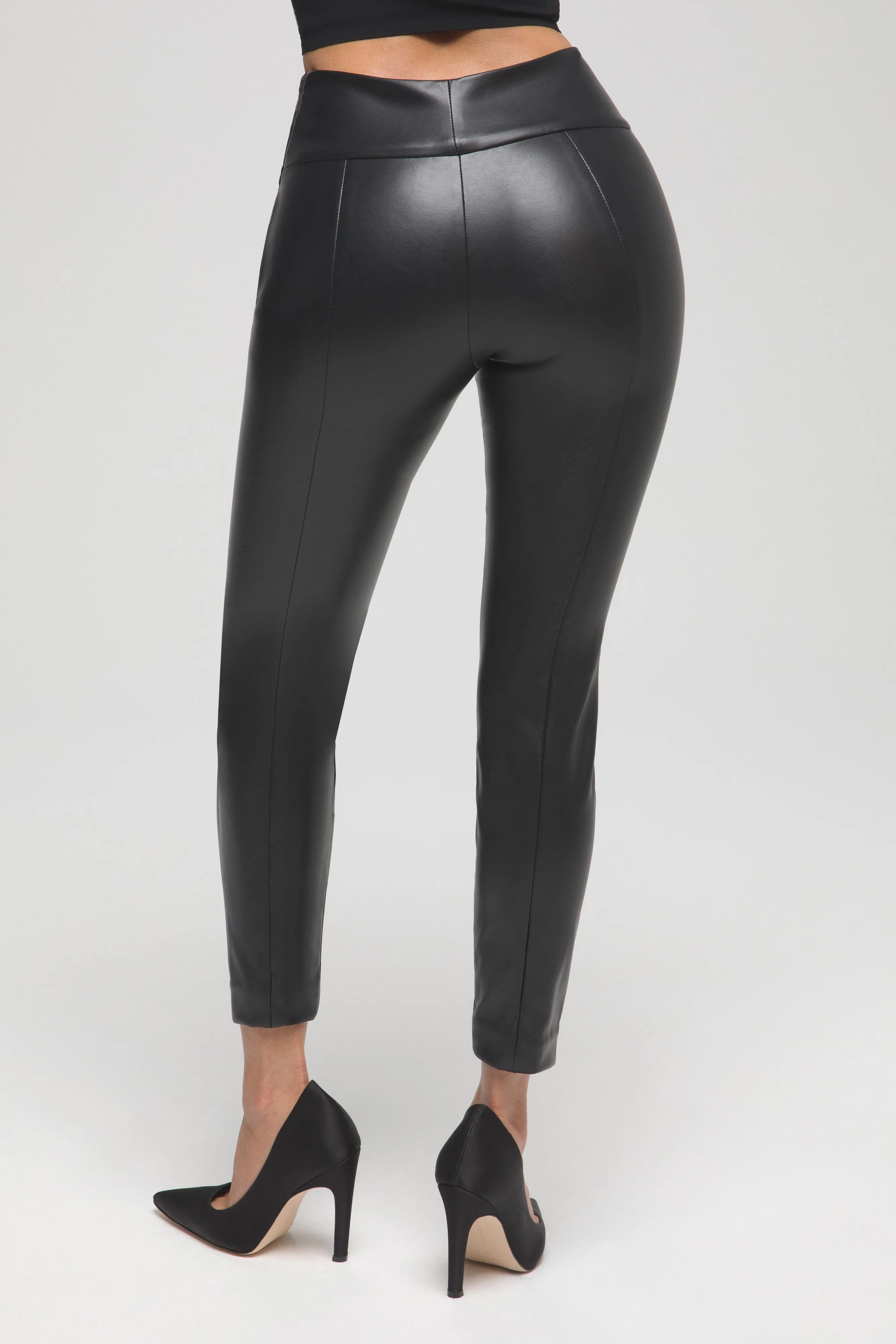 BETTER THAN LEATHER BOSS PANT SKINNY | BLACK001