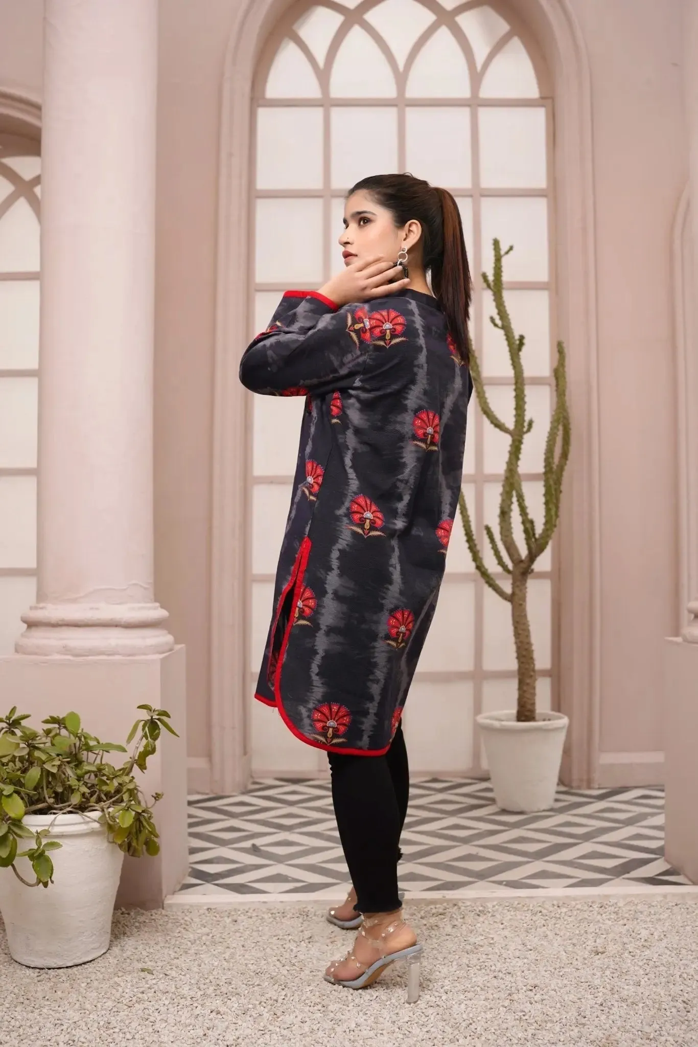 Bold Black & Red Tie-Dye Khaddar Kurta with Printed Motifs – Buy Online USA | IshDeena