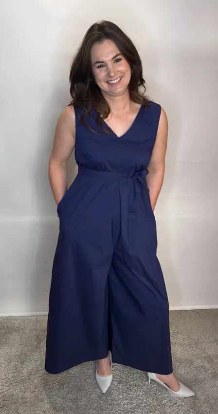 Elegant Wide-Leg Jumpsuit - Navy
