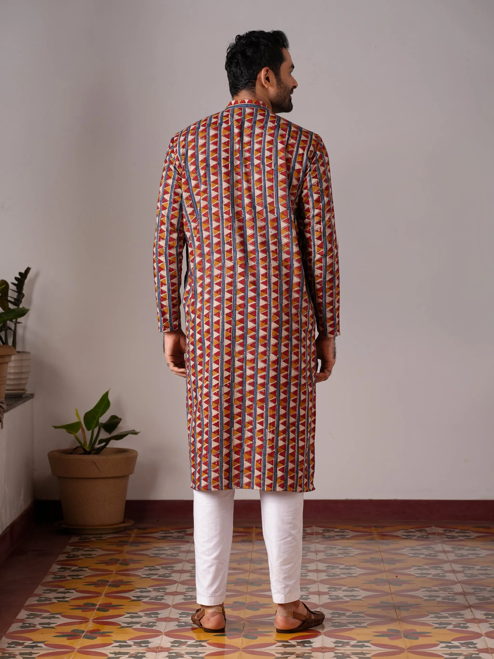 Maroon Geometric Print Men’s Kurta