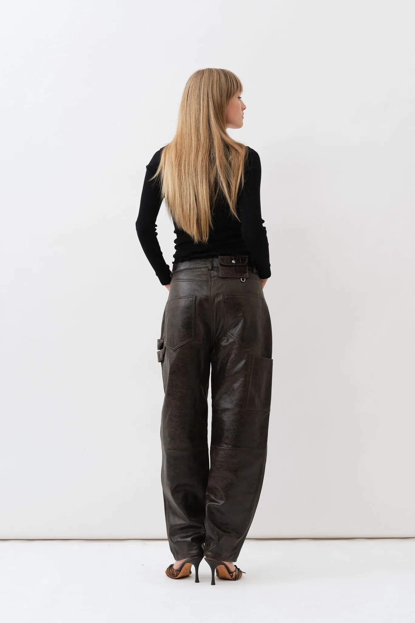 Scarlett Pants — Distressed Brown