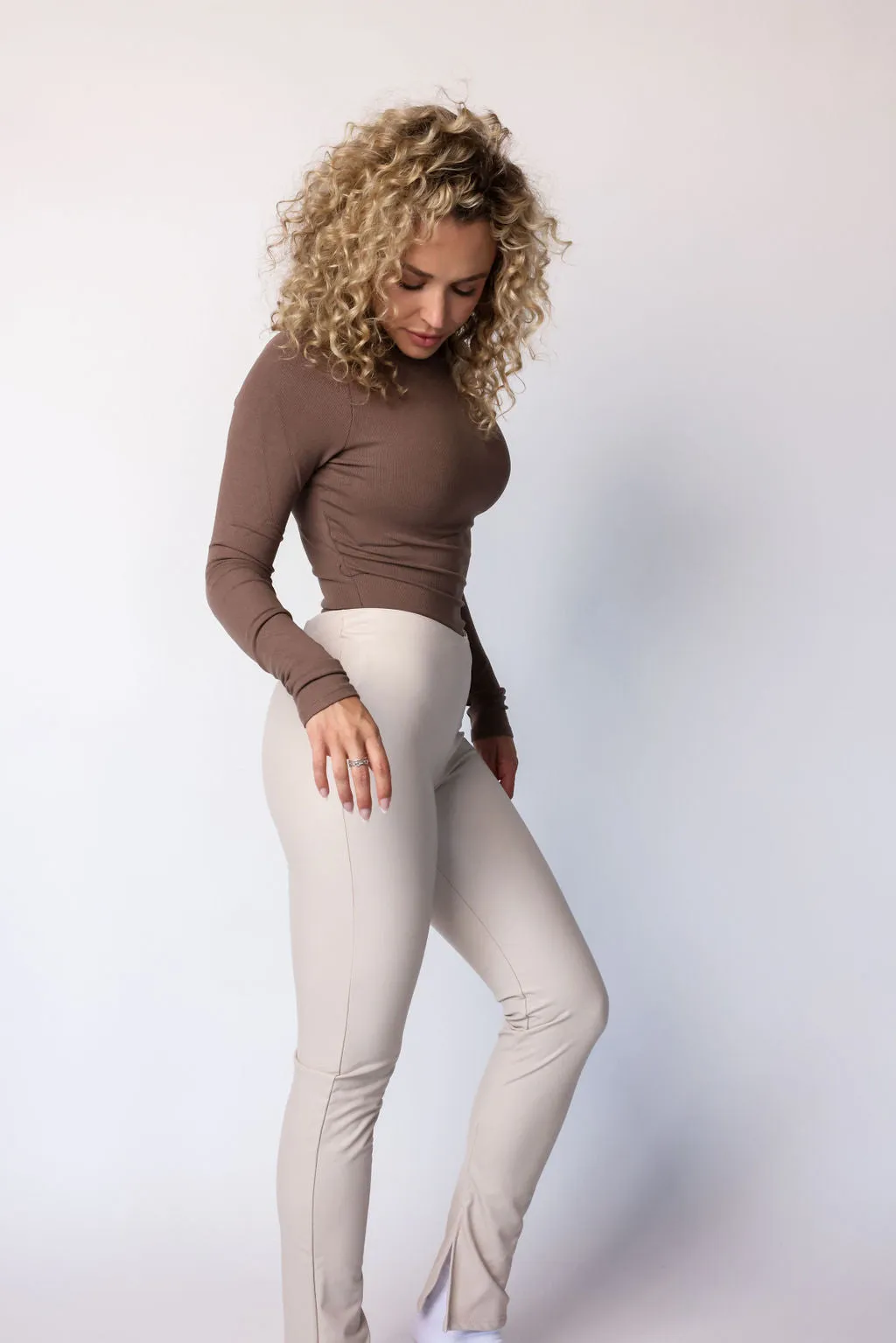 V Cute Leather Pants