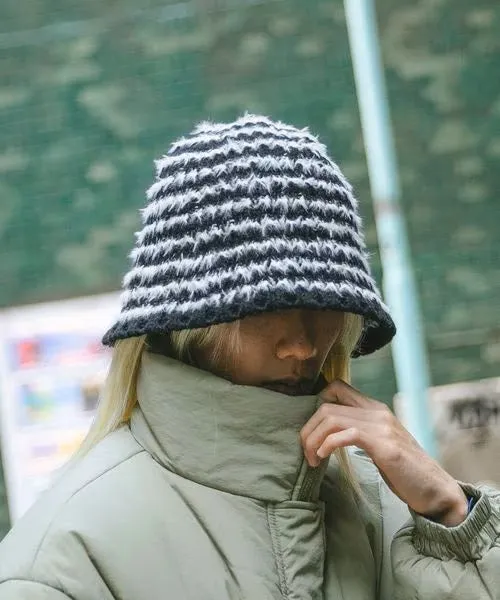 VINTAGE STRIPED KNIT BUCKET HAT